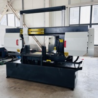 Scie à ruban à double colonne SDCNC GH4250X pour coupes d'angle, moteur robuste 5,0 kW, capacité 500x500 mm, économe en énergie
