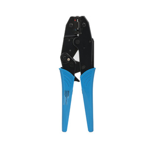 Pince à sertir isolée à cliquet de type drapeau HS-07FL pour fils industriels, entrée frontale, en acier à haute teneur en carbone, noire - Product Image 1