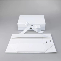 Luxuriöse Hochzeitsgeschenkbox mit Anpassbarem Logo, Rosa Recycelbare Starre Quadratische Box, Goldfolienprägung, Kunstschwamm, Magnetverschluss, Band