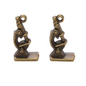 Bijoux à bricoler soi-même accessoires rétro alliage de Zinc Microscope médical pendentif Zakka vente en gros usine directe 2198 - Product Image 3