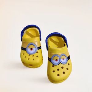 Sabots Cro Cross Star pour enfants plus âgés, chaussures de plage d'extérieur, pantoufles fermées, sandales pour filles en gros - Product Image 1