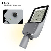 Vente en gros d'usine, lampadaire LED AC IP66, 50W-150W, haute puissance, étanche pour extérieur