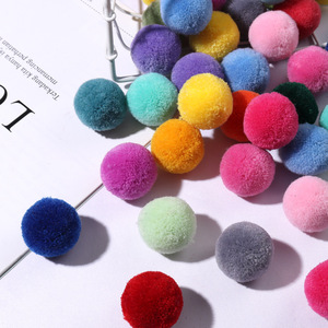 Offre Spéciale cachemire fausse fourrure 100 pièces/sac 2.5cm 25mm Polyester pompon pour bricolage chaussures vêtements <span class=keywords><strong>accessoires</strong></span> - Product Image 5