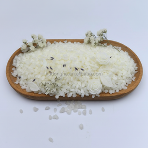 Nouvelles granules <span class=keywords><strong>de</strong></span> <span class=keywords><strong>cire</strong></span> <span class=keywords><strong>d</strong></span>'<span class=keywords><strong>abeille</strong></span> pure naturelle blanche et jaune en gros pour la production <span class=keywords><strong>de</strong></span> bougies, <span class=keywords><strong>de</strong></span> rouges à lèvres et <span class=keywords><strong>de</strong></span> baumes à lèvres - Product Image 2