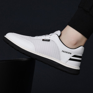 Chaussures de course pour hommes, baskets blanches respirantes en mesh, semelle souple, style sport et loisirs - Product Image 3