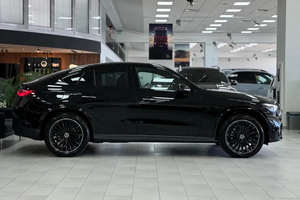 MercedesS GLC Coupé 220d 4MATIC <span class=keywords><strong>AMG</strong></span> <span class=keywords><strong>Line</strong></span> 2024 - Product Image 5