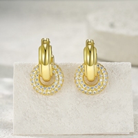 Boucles d'oreilles créoles en argent sterling 925 avec cercles entrelacés et moissanite pour femme, entièrement micro-pavées, couleur D, moissanite VVS1