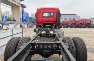 Camioneta Mediana Shacman L3000 1-10T 4x2 Nueva Diésel Euro 3 con Dirección Izquierda, 4 Cilindros Traseros, Uso en Carretera, 18T de Peso Bruto - Product Image 4
