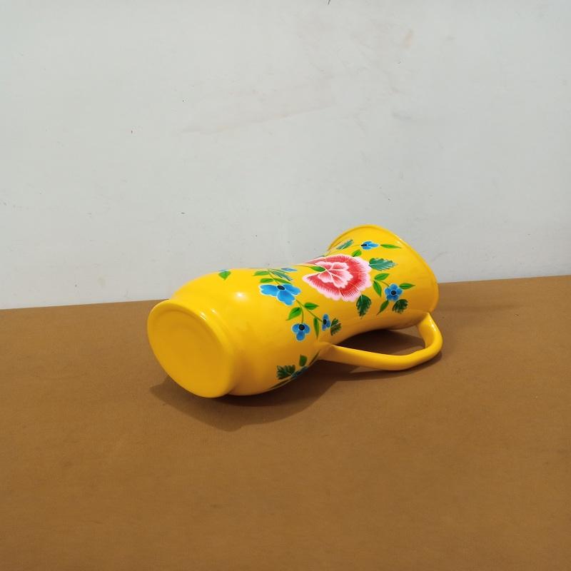 สีเหลือง