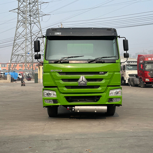 รถบรรทุกน้ำมัน Howo 6x4 371 แรงม้า ใหม่เอี่ยม มาตรฐานไอเสียยูโร 2 สำหรับการขนส่งของเหลว - Product Image 1