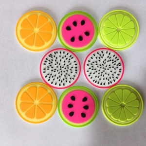 Etiquetas de Goma de Silicona 3D Personalizadas, Etiquetas de Goma de PVC para Ropa Infantil - Product Image 1