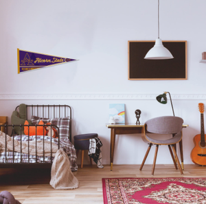 Nueva bandera triangular promocional para colgar en la pared con logotipo Bandera de fieltro - Product Image 2