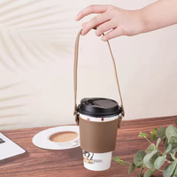 Housse de tasse thermique d'été en cuir PU durable pour thé au lait et café, surface lisse, manchon de tasse personnalisé