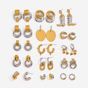 Boucles d'oreilles clous géométriques modernes en acier inoxydable color-block pour femme, bijoux fantaisie avec motif linéaire - Product Image 1