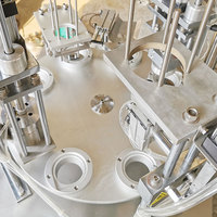 Machine de scellage automatique rotative Langtai pour gobelets en plastique (boissons, gel, jus, crème glacée, gelée, eau minérale, sauce, yaourt) - Haute performance