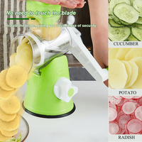 Râpe à Fromage Rotative Râpe à Tambour de Table Multi Légumes Fruits Trancheuse à Fromage Cutter Déchiqueteuse avec 3 Lames de Tambour Interchangeables