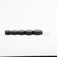 Offre Spéciale noir 18mm 20mm 22mm 24mm 28mm 32mm bouchons à vis en pp nervuré phénolique avec insert pour bouteille en verre ambré
