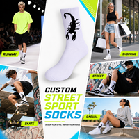 Chaussettes en coton de qualité supérieure avec impression de logo animal personnalisé, douces à porter et conçues dans un style sportif tendance