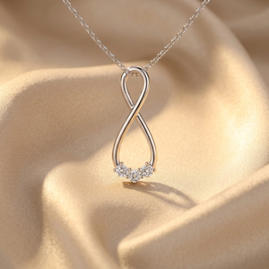 Colgante de Diamante Cultivado en Laboratorio con Tres Círculos Infinitos, Oro 10K 14K 18K, Plata 925 935, Joyería Fina Unisex Personalizada - Product Image 1