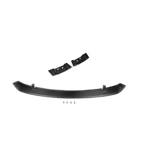 Aileron de voiture modifié en fibre de carbone lisse adapté à l'<span class=keywords><strong>Audi</strong></span> <span class=keywords><strong>R8</strong></span> <span class=keywords><strong>V8</strong></span> V10, modification de l'aileron arrière en fibre de carbone - Product Image 3