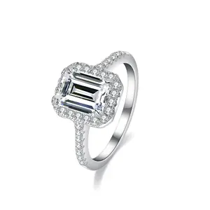 Vendita calda da donna con anelli di nozze in argento S925 con taglio smeraldo diamante 4CT e Moissanite placcato in oro regolabile