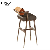 Chaise de bar moderne avec cadre en bois, tabouret de bar avec coussin en cuir souple, chaise haute pour café, bar, hôtel, restaurant, chaises de salle à manger, noyer