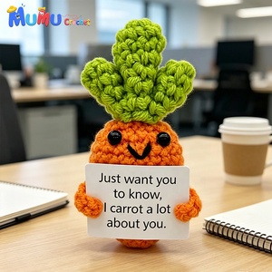 Bambola all'uncinetto per supporto emotivo, fatta a mano, con energia positiva, abbraccio tascabile con biglietto, amigurumi, amico da scrivania, regalo di compleanno per amici - Product Image 5