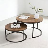 Ensemble de tables basses en bois massif (diverses tailles) pour petits appartements modernes : rondes, en bois naturel avec base en fer forgé