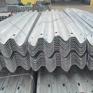 حاجز أمان من الفولاذ Jinglu ثلاثي الشعاع حاجز حركة المرور 3-4 سمك مموج للجسر والمناطق الخطرة الأخرى - Product Image 3