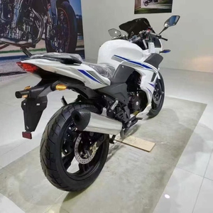 มอเตอร์ไซค์สปอร์ตระดับแข่งขัน: กำลังแรงผสมผสานกับความคล่องตัว มอเตอร์ไซค์และ<span class=keywords><strong>จักรยานยนต์</strong></span><span class=keywords><strong>มือ</strong></span><span class=keywords><strong>สอง</strong></span>สำหรับการขับขี่บนถนน - Product Image 5