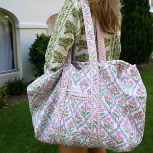 <span class=keywords><strong>Sac</strong></span> fourre-tout personnalisé en coton <span class=keywords><strong>matelassé</strong></span> à fleurs pour femme, fait main, grande capacité, écologique, pour usage quotidien, <span class=keywords><strong>sac</strong></span> à langer, <span class=keywords><strong>sac</strong></span> de maman - Product Image 1
