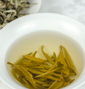 Feuille de thé vert jasmin aromatisée baihao séchée naturelle crue - Product Image 5