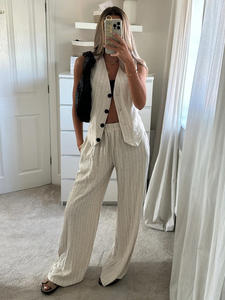 Conjunto de <span class=keywords><strong>Chaleco</strong></span> y Pantalones <span class=keywords><strong>con</strong></span> Rayas Verticales Personalizado <span class=keywords><strong>para</strong></span> Primavera 2026 - Elegante Traje de Dos Piezas <span class=keywords><strong>para</strong></span> Oficina, OEM/ODM por Fábrica de Ropa China - Product Image 4