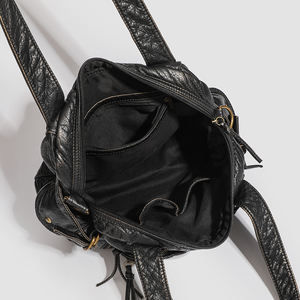 Bolso Boston <span class=keywords><strong>Grande</strong></span> de Piel Sintética PU Impermeable Negro para Mujer, con Correa Ajustable, Cierre de Cremallera y Cadenas, Estilo Casual, Suave, para Verano y Otoño - Product Image 6