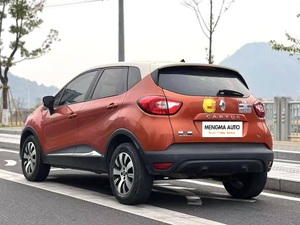 SUV Compact <span class=keywords><strong>Renault</strong></span> Captur Comfort 2017, Faible Kilométrage, Bien Entretenu, pour Exportation - Product Image 5