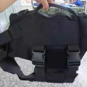 Gilet tactique pour chien en fibre d'aramide Kevlar, plusieurs couches de protection anti-perforation pour chiens de travail, sangle d'épaule noire - Product Image 1