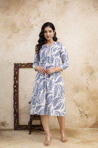 Robe midi tendance pour femme en coton cambre, col rond, fente en V, coupe trapèze, élégante et décontractée pour l'été, idéale au quotidien et en vacances - Product Image 5