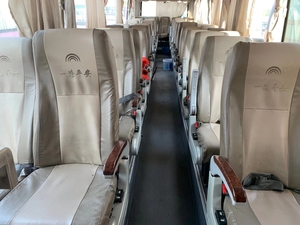 Autobús Escolar Yu Tong ZK6121 Diésel de 50 Plazas, <span class=keywords><strong>Precio</strong></span> de Venta, Año 2015, en Buen Estado, Autobús para Viajes - Product Image 2
