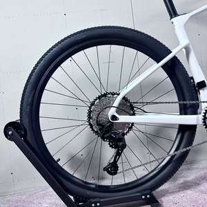 Precio de fábrica Kozo bicicleta de montaña de fibra de carbono Mtb bicicleta 29er adulto Hardtail MTB frenos de disco hidráulicos con cuatro pistones - Product Image 6