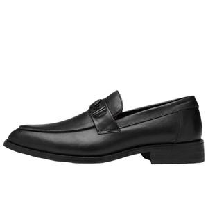 Chaussures basses en cuir respirantes pour hommes, style coréen, tendance, décontractées et habillées, couleur unie, pour le bureau et la carrière - Product Image 5
