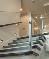 Rampe de balcon intérieure en verre trempé – Garde-corps minimaliste sans cadre en acier inoxydable résistant à la rouille pour usage hôtelier – Garantie 3 ans