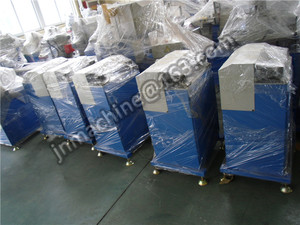 Machine à fraiser à emboîtement en <span class=keywords><strong>PVC</strong></span> pour la fabrication <span class=keywords><strong>de</strong></span> fenêtres en <span class=keywords><strong>PVC</strong></span> - Product Image 4