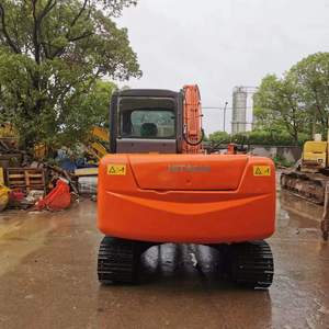 Escavatore Cingolato Mini Usato Originale Giapponese Hitachi ZX60 da 6 Tonnellate con Motore Isuzu, Poche Ore di Lavoro, Piccolo Escavatore Idraulico per Fattoria/Costruzioni - Product Image 6