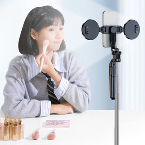 <span class=keywords><strong>Trépied</strong></span> à selfie <span class=keywords><strong>avec</strong></span> lumière LED double R18K de 180 cm de longueur <span class=keywords><strong>avec</strong></span> <span class=keywords><strong>télécommande</strong></span> sans fil - Product Image 4