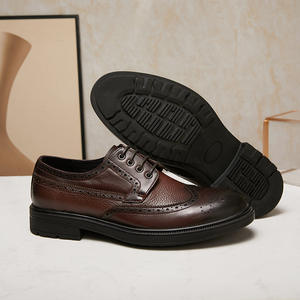 Diseño de lujo de primera categoría para hombres, adecuado tanto para uso en la oficina como para uso profesional. - Product Image 4