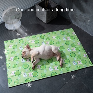Sommer kühlung PVC Pet Ice Mat Nicht klebriges Haar Bedrucktes Tier muster Gel Bett für Hunde und Katzen für den Sommers chlaf - Product Image 5