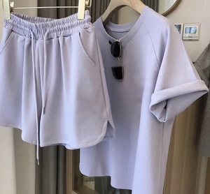 Pantaloncini Casual a maniche corte ricamati alfabeto alla moda due pezzi estivi nuovi abiti da <span class=keywords><strong>donna</strong></span> semplici - Product Image 1