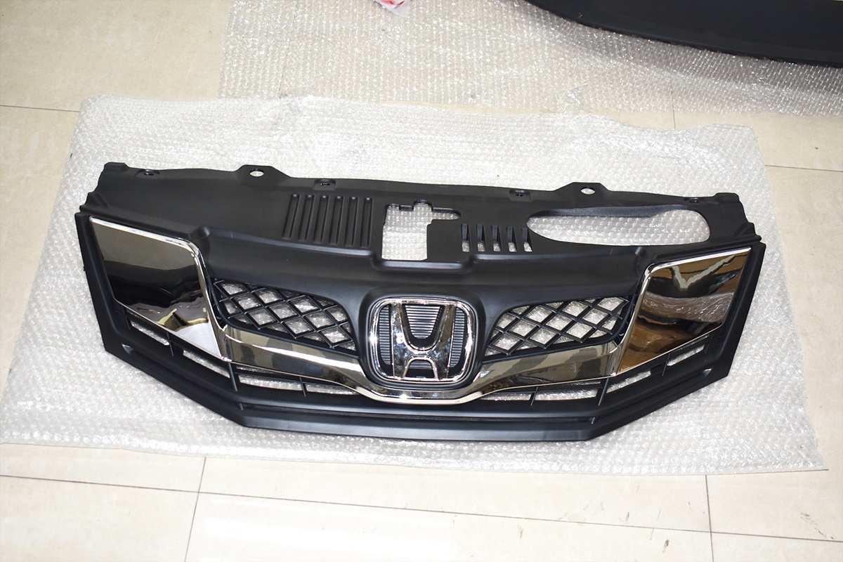 市販Honda CITY (2012-2016)用 ABS製フロントグリル ブラッククローム