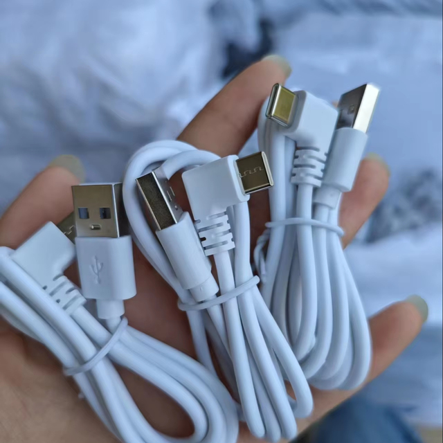2-Core Type-C Elbow Data Cable with Pure Copper Conductor Eco-Friendly PVC Material for Camera Monitoring