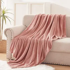 Cobertor de flanela para viagem personalizado de lã macia e quente de alta qualidade por atacado